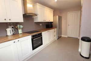 Kitchen- click for photo gallery